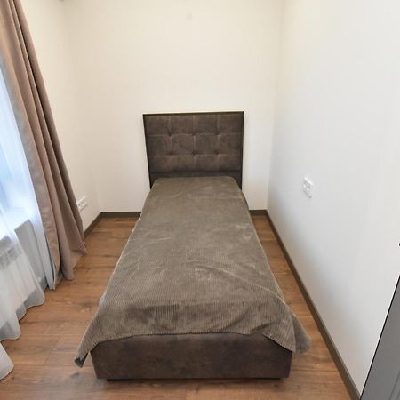 Beautiful Apartment Near The Republic Square Ереван Экстерьер фото