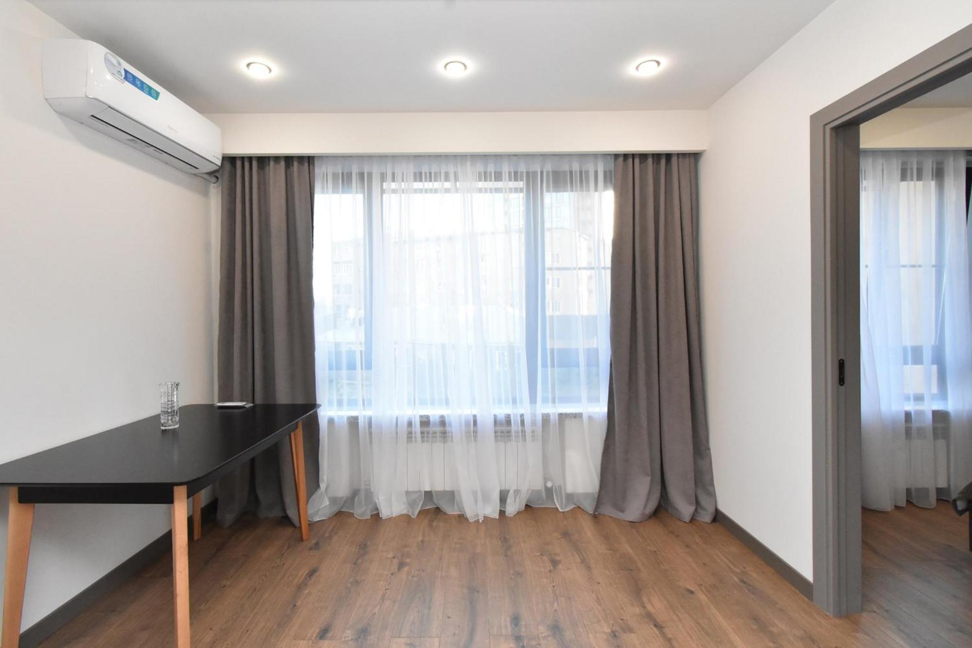 Beautiful Apartment Near The Republic Square Ереван Экстерьер фото