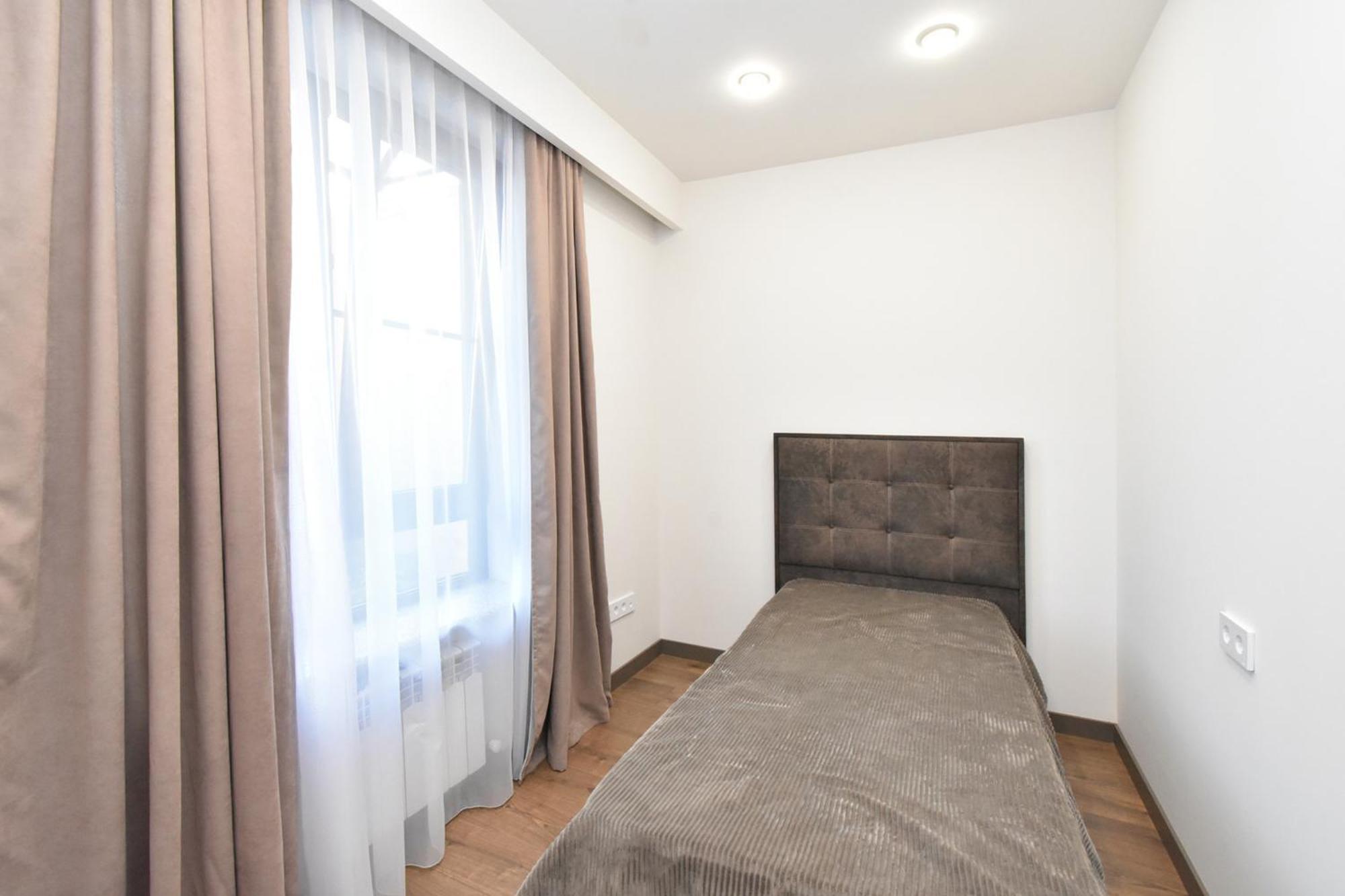 Beautiful Apartment Near The Republic Square Ереван Экстерьер фото